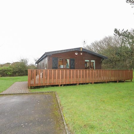 16 Amber Wood Lodge Lymington Extérieur photo