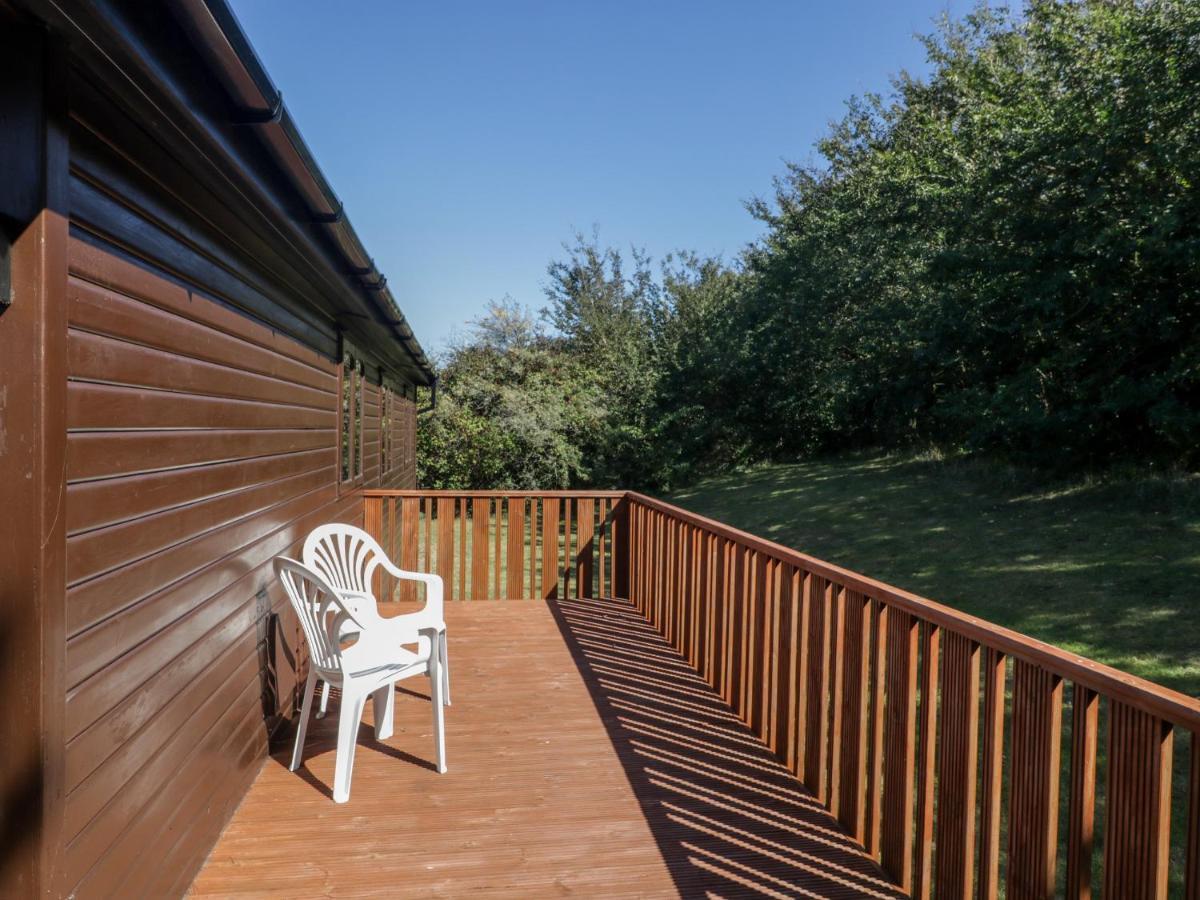 16 Amber Wood Lodge Lymington Extérieur photo